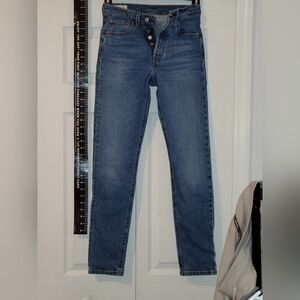 Classic Blue Women's Jeans Levi's 5 Button High Waist Raw Hem New With Tags Nwt